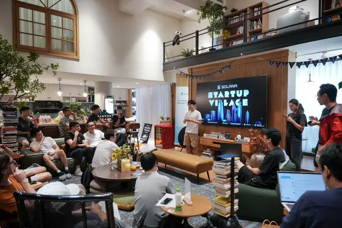 HackQuest x Solana Startup Village